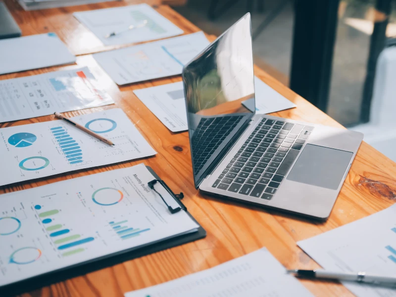 כאשר אדם רוצה להקים עסק או לעבור למייצג אחר צריך לבדוק כמה דברים